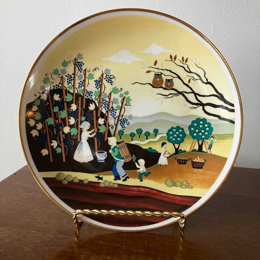 Vintage Barbara Furstenhöfer Fine China Hanging Plate Featuring An Autumn Scene